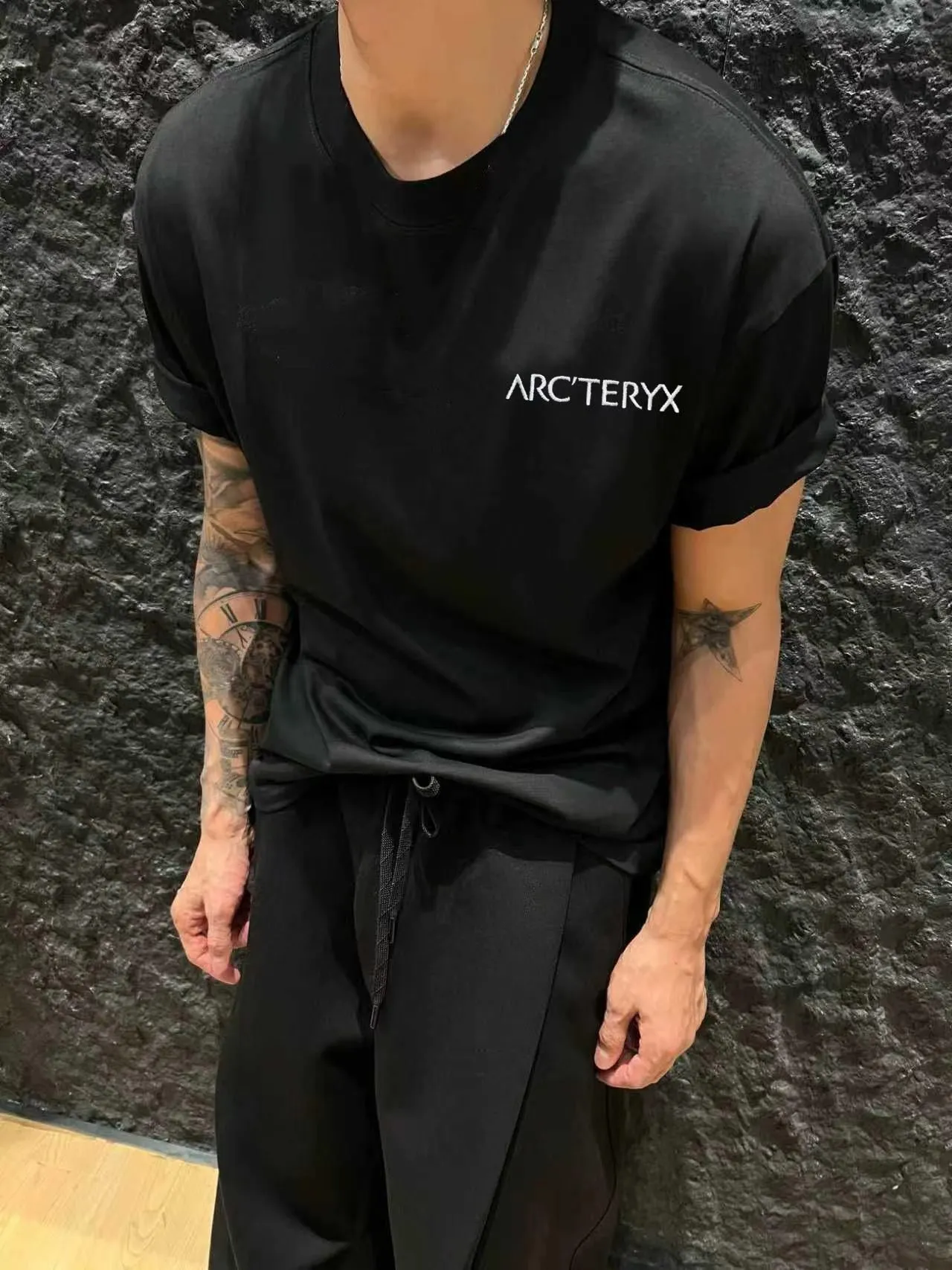 Arc’ter/ + New Arrival ， ， ， ， T Same Style。 :Black White Blue Gray Size:S（90-130 ） M（125-140 ） L（135-160 ） XL（160-180 ） XXL（180 ）